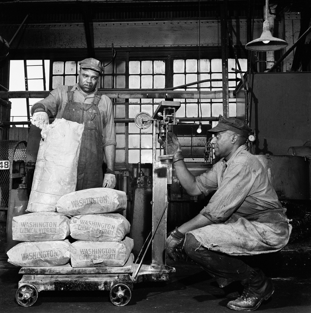 Harvey Turner and William B. Wilson Weighing Lime, Pittsburgh, Pennsylvania, 1946