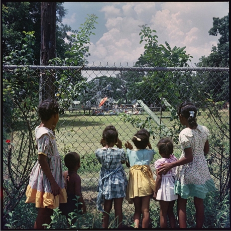 "Gordon Parks' Photo Essay On 1950s Segregation Needs To Be Seen Today"