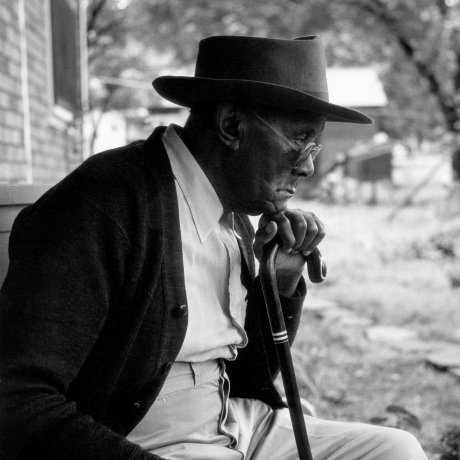 "‘A Long Hungry Look’: Forgotten Gordon Parks Photos Document Segregation"