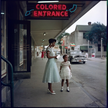 "The striking segregation photos that were almost never seen"